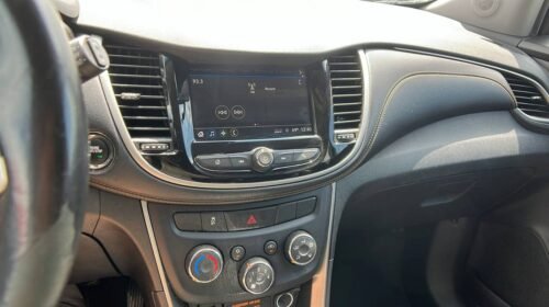 2018 Chevrolet Trax LT FWD - Image 4