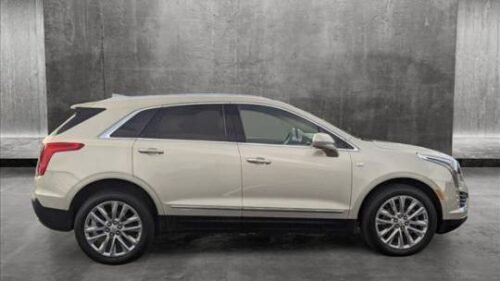2017 Cadillac XT5 Platinum AWD - Image 8