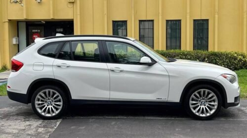 2015 BMW X1 xDrive28i AWD - Image 12