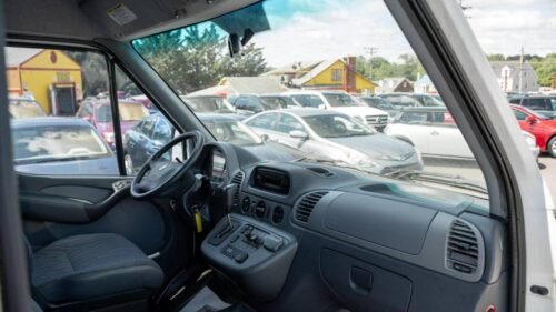2003 Dodge Sprinter Wagon 2500 Super High Ceiling 140" WB - Image 5