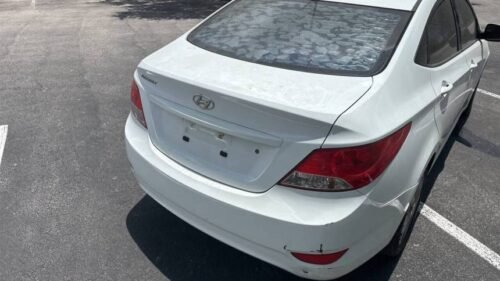 2014 Hyundai Accent GLS Sedan Automatic - Image 14