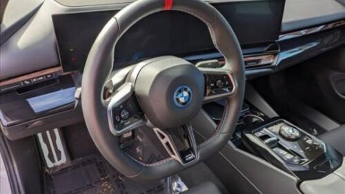 2024 BMW i5 M60 - Image 7