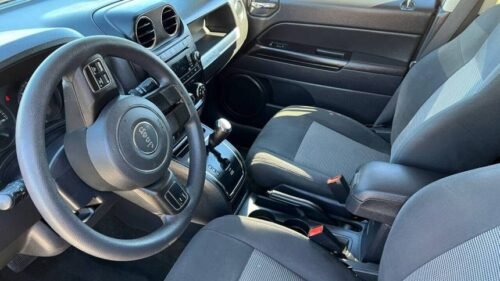2017 Jeep Compass Sport FWD - Image 2