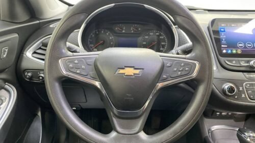 2020 Chevrolet Malibu LT - Image 2