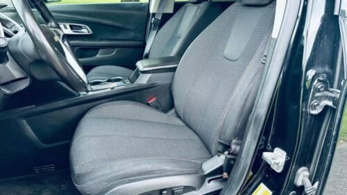 2017 Chevrolet Equinox LT with 1LT FWD - Image 5