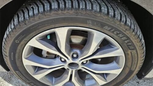 2017 Chrysler Pacifica Limited - Image 3
