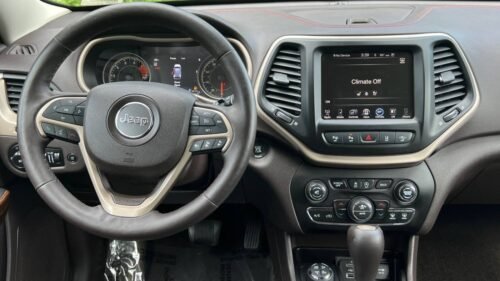 2016 Jeep Cherokee Trailhawk 4WD - Image 7