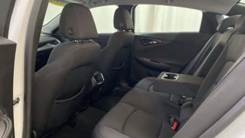 2020 Chevrolet Malibu LT - Image 4
