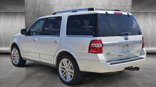 2017 Ford Expedition Platinum RWD - Image 7