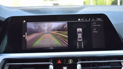 2022 BMW 330e xDrive Plug-In Hybrid - Image 7