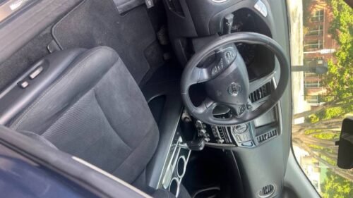 2014 Nissan Pathfinder SV FWD - Image 3