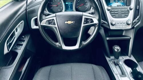 2017 Chevrolet Equinox LT with 1LT FWD - Image 3