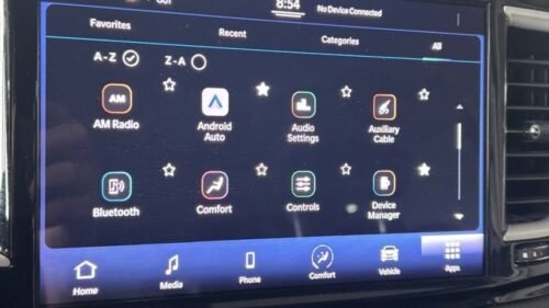 2022 Chrysler Pacifica Touring L FWD - Image 8