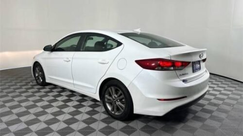 2018 Hyundai Elantra SEL 2.0L Sedan Automatic - Image 18