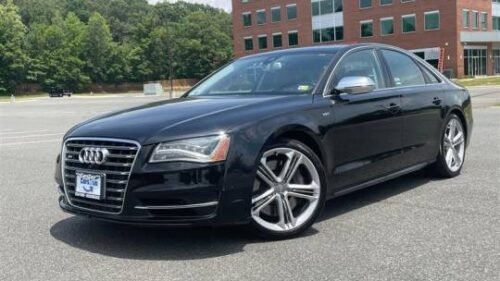 2013 Audi S8 Sedan