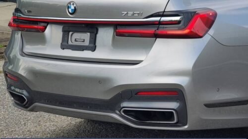 2021 BMW 750i xDrive - Image 2