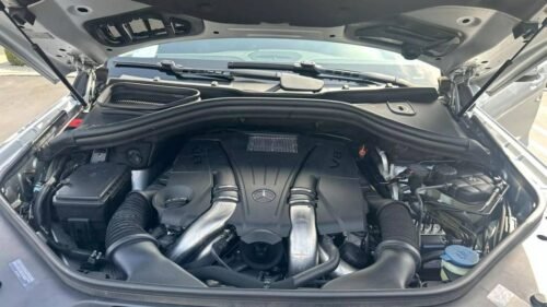 2013 Mercedes-Benz GL 450 4MATIC - Image 2