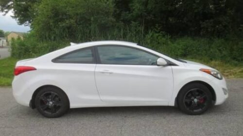 2013 Hyundai Elantra GS Coupe Automatic - Image 2