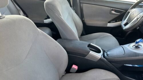 2013 Toyota Prius One - Image 3