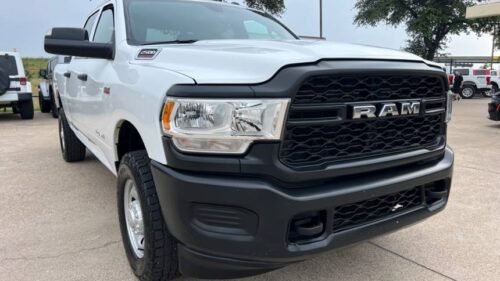 2022 Ram 2500 Tradesman Crew Cab 6'4" Box 2WD - Image 8