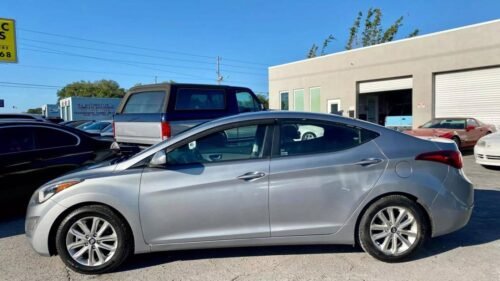 2016 Hyundai Elantra SE Sedan Automatic - Image 8