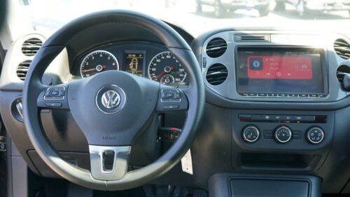 2013 Volkswagen Tiguan S FWD Auto - Image 3
