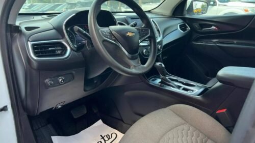 2020 Chevrolet Equinox LT with 2FL AWD - Image 6