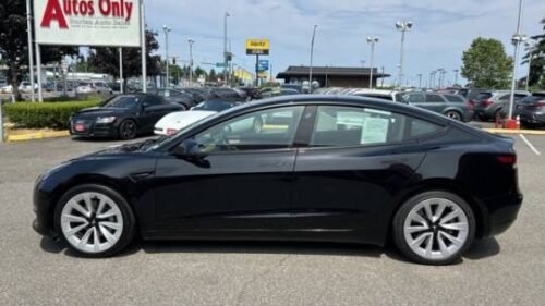 2022 Tesla Model 3 Standard Range Plus RWD - Image 8