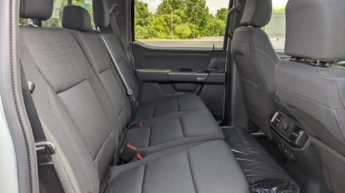 2023 Ford F-150 XLT SuperCrew 5.5' Box 4WD - Image 7
