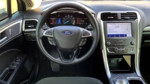 2020 Ford Fusion SE FWD - Image 6