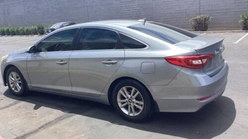 2017 Hyundai Sonata SE 2.4L - Image 8