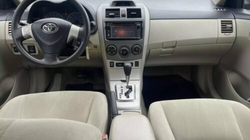 2013 Toyota Corolla LE Automatic - Image 3