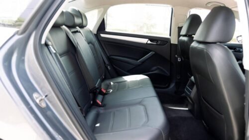 2012 Volkswagen Passat SE 2.5 Auto (PZEV) - Image 5