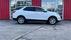 2020 Chevrolet Equinox LT with 2FL AWD