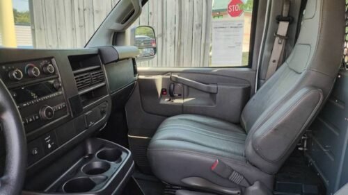 2017 Chevrolet Express Cargo Van 2500 SWB - Image 4