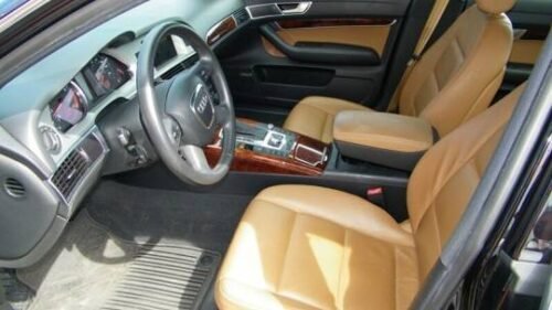 2012 Nissan Versa 1.8 S Hatchback Manual - Image 8