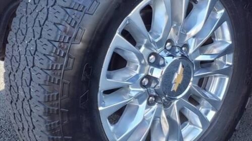 2021 Chevrolet Silverado 2500HD High Country Crew Cab Standard Bed 4WD - Image 2