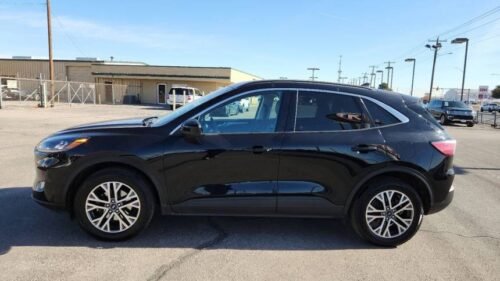 2021 Ford Escape SEL AWD - Image 2