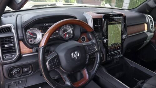 2020 Ram 1500 Longhorn Crew Cab 5'7" Box 4WD - Image 5