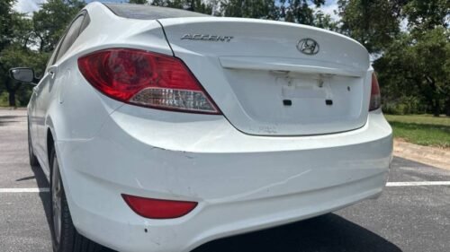 2014 Hyundai Accent GLS Sedan Automatic - Image 13