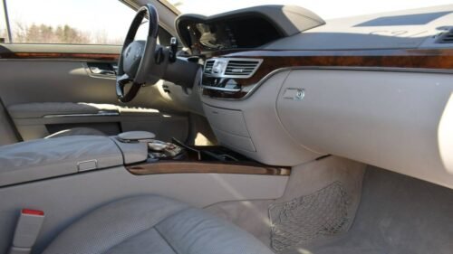 2013 Mercedes-Benz S 550 Sedan RWD - Image 6