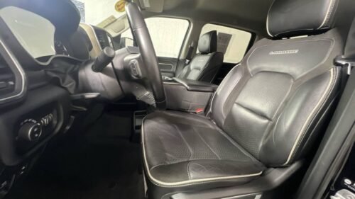2022 Ram 1500 Laramie Crew Cab 6'4" Box 4WD - Image 10