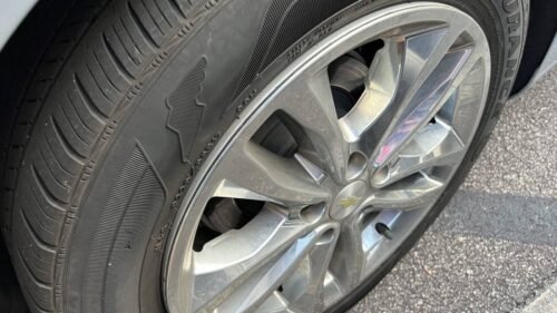 2017 Chevrolet Malibu LT with 1LT - Image 4