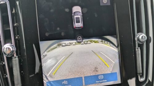 2022 Volvo XC40 Recharge Plus - Image 5