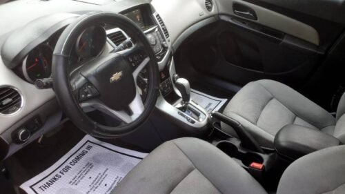 2014 Chevrolet Cruze LT with 1LT Automatic - Image 2