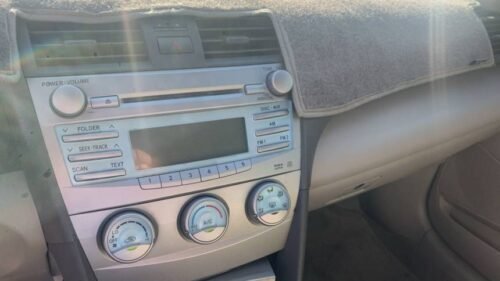 2007 Toyota Camry LE I4 Automatic - Image 3