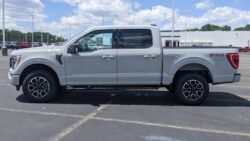 2023 Ford F-150 XLT SuperCrew 5.5' Box 4WD