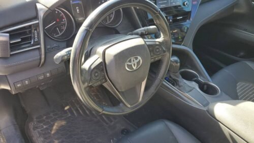 2021 Toyota Camry SE Nightshade Automatic - Image 4