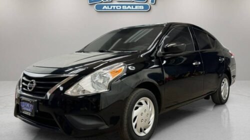 2018 Nissan Versa SV CVT - Image 3