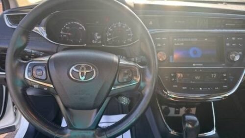 2014 Toyota Avalon Hybrid Limited - Image 5